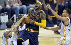 LeBron James – Stephen Curry : le duel de MVP nés dans la même maternité