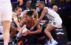 Alyssa Thomas renverse Minnesota dans le « money-time » !