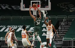 Les Bucks passent une soirée tranquille face aux Hawks