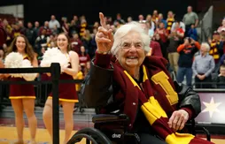 Mascotte de Loyola-Chicago, « Sister Jean » s’est éteinte à l’âge de 106 ans