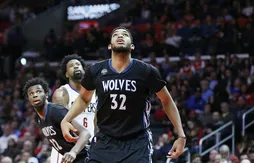 Les Wolves cherchent des shooteurs et des défenseurs