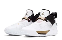 Jordan Brand célèbre la Coupe du monde avec deux superbes paires