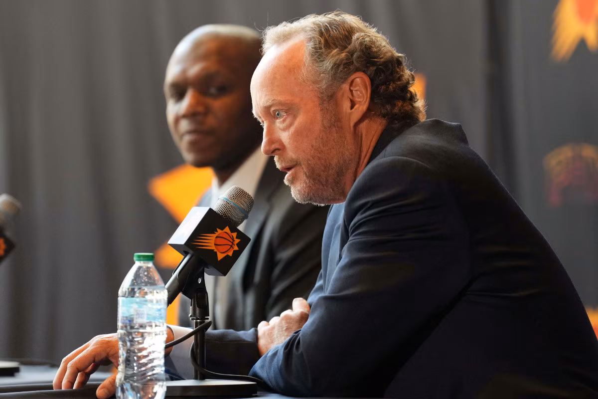Mike Budenholzer avec les Phoenix Suns