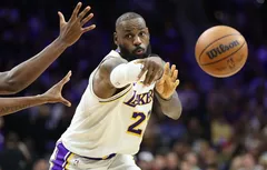 LeBron James surtout utilisé à la mène avec les Sixers ?
