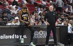 À un mois de la fin de la saison régulière, les Suns toujours perdus