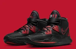 La Kyrie 8 en rouge et noir