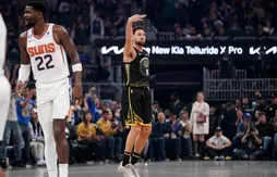 Klay Thompson fait sauter la défense des Suns