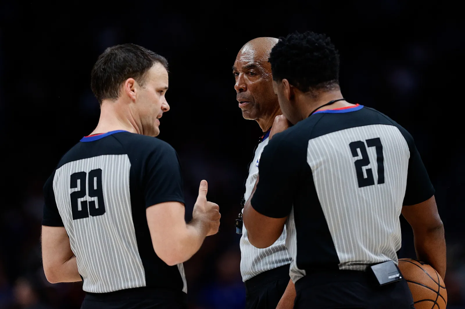 salaire arbitre NBA