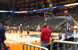 Buzz du jour : LeBron James met à nouveau un panier du couloir des vestiaires !