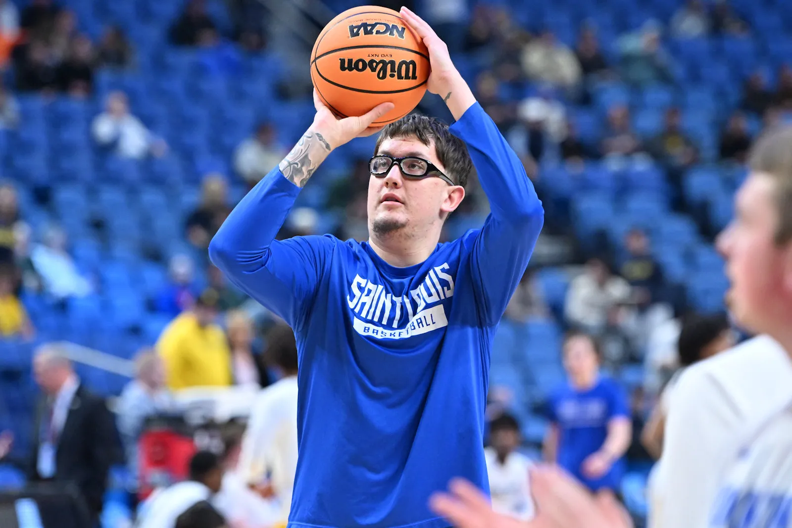 robbie avila