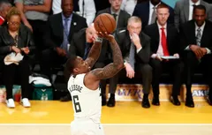 Dans un final de folie, Eric Bledsoe (39 pts) arrache la décision face aux Lakers