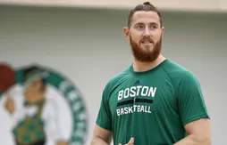 Boston perd Aron Baynes