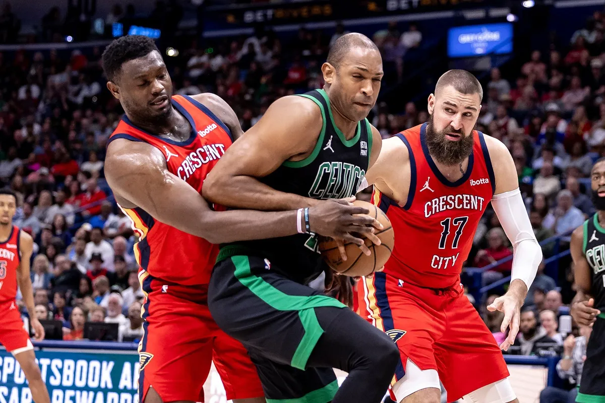 Zion Williamson et Jonas Valanciunas Pelicans