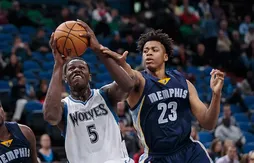 Les Rockets récupèrent Deyonta Davis