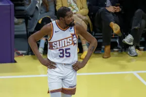 Kevin Durant n’apprécie pas les leçons de Mat Ishbia…