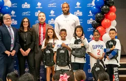 Kawhi Leonard achète un million de sacs à dos pour les écoliers californiens