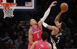 Les Bucks repoussent des Wizards accrocheurs