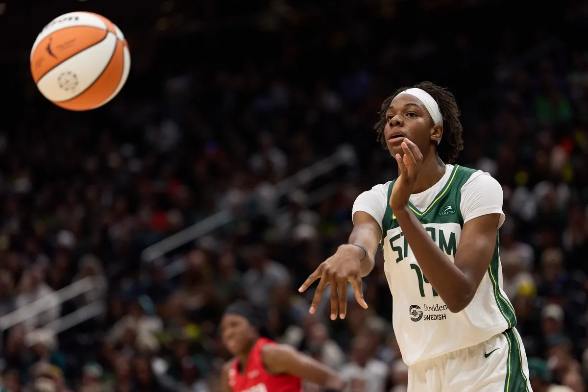 Dominique Malonga