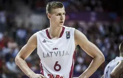 Kristaps Porzingis forfait pour la Coupe du monde !