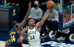 Le MVP de la nuit | Giannis Antetokounmpo, une usine à dunks qui tente de s’économiser