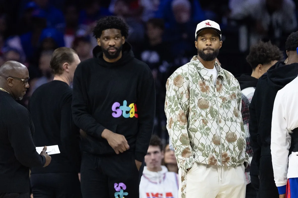 Joel Embiid et Paul George (Sixers)