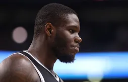 Anthony Bennett coupé par Brooklyn