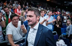 Une “mouche atomique” sur le banc de l’Asvel