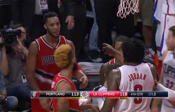 [replay] Ça chauffe entre DeAndre Jordan et Evan Turner
