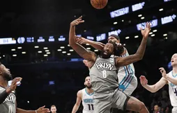 Les Nets gênés face à la défense de zone des Hornets