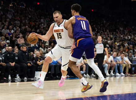 https://www.basketusa.com/thumbor/CPkJV-duASDhcQxVvt0nOayF87M=/439x325/smart/filters:format(webp)/https%3A%2F%2Fmedia.basketusa.com%2Fmain%2F2026%2F03%2FUSATSI_28579680_168380190_lowres.jpg