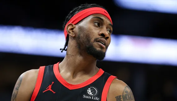 The pelicans sign Jalen McDaniels