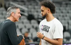 Les Rockets recrutent le « Shot Doctor » Chip Engelland