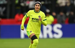 La fille de Dennis Rodman devient la footballeuse la mieux payée des Etats-Unis