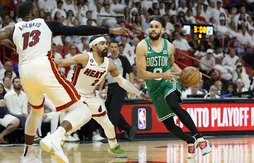Derrick White dans la légende avec son “buzzer beater” !