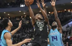 Les Bucks renversent les Hornets dans le dernier quart-temps