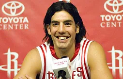 Houston coupe Luis Scola et rêve du tandem Howard-Paul