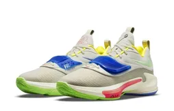 Une Zoom Freak 3 en version “Back to school” pour la rentrée