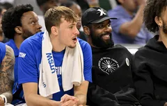 Les Mavs comptent sur Kyrie Irving pour libérer Cooper Flagg