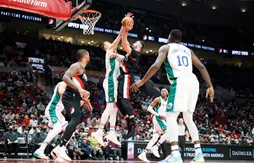 Kristaps Porzingis et les Mavericks en balade à Portland