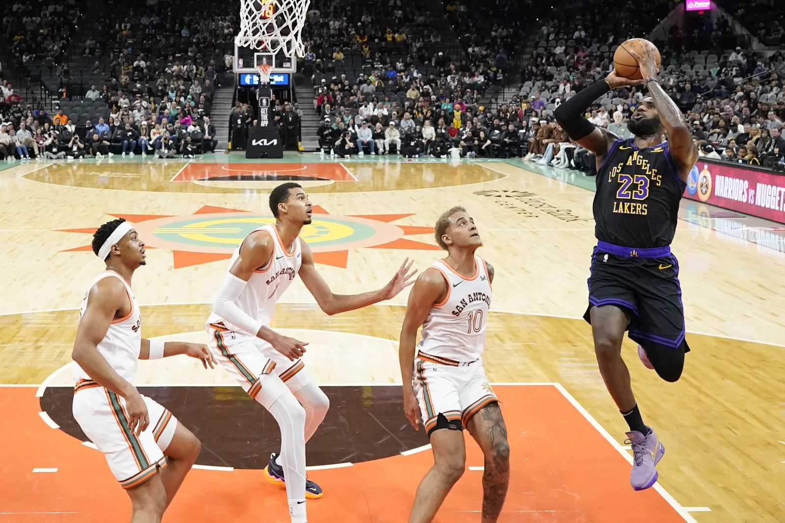 LeBron James Victor Wembanyama