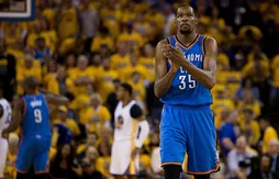 Kevin Durant passe entre les doutes