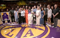 Les Sparks ont célébré Candace Parker en retirant son maillot