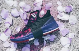 Adidas : c’est le printemps, la Dame 3 est recouverte de fleurs