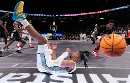 Glissades à la pelle et blessure : le parquet LED de la Big 12 fait un flop