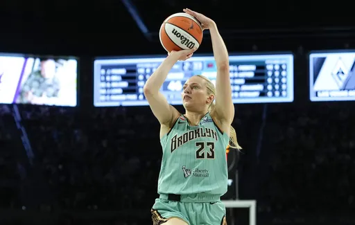 https://www.basketusa.com/thumbor/D-h6OXfNLgBXYHZ6vjisTrPAWXg=/512x325/smart/filters:format(webp)/https%3A%2F%2Fmedia.basketusa.com%2Fmain%2F2026%2F06%2FUSATSI_29257494_168380190_lowres.jpg
