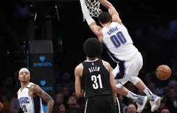 Renversant, le Magic arrache un succès au forceps à Brooklyn