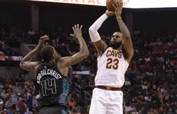 LeBron James gâche le grand soir de Kemba Walker