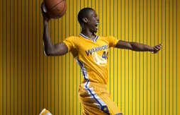 Les Warriors vont jouer avec des maillots à manches