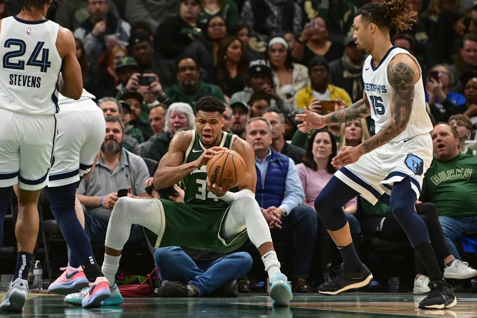 Giannis (Bucks)