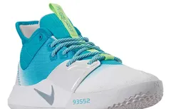 Nike : la PG3 va à la pêche